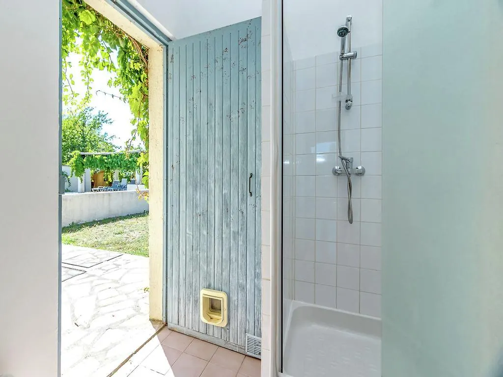 Lovely Villa In Saint-Antonin-Du-Var With Pool